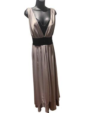 Amanda Wakeley  Britsh Vintage silk Sleeveless Maxi Dress